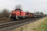 On 22 January 2025, a local freight passes near Kaarst between Neuss and Krefeld, hauled by 294 892.