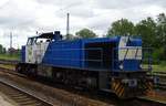 Duisport Rail 275 635 passes through Oberhausen Osterfeld Süd on 19 May 2016. 