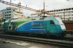 My first advertising loco was 101 084 at Basel SBB, fotographed on 28 July 1999 and scanned for digital processing two days ago.