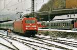 DB 101 101 in the snow entering Koblenz Hbf on 13 January 2000.