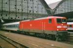 Scanned picture of 112 121 with IR to Kassel at Frankfurt (Main) Hbf on 28 July 1999.