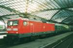 DB 112 141 with overnight train to Warsaw, Brest-Litovsk and Moskwa stands at Kln Hbf on 21 May 2005.