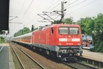 On 24 May 2004 DB 112 154 leaves Elmshorn.