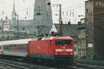 On a grey 13 April 2001 DB 112 180 just has left Köln Hbf and passes Köln Hansaring, a few hundred yards from Köln Hbf.