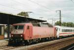 Scanned picture of 120 135 with push-pull IC passing through Kln Deutz on 28 May 2005.