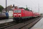 DB 143 934 leaves Grosskorbetha on a miserable 2nd of June 2013 due to Leipzig. 