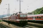 Scanned picture of 143 953 at Koblenz Hbf on 1 February 2000.