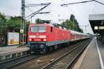 DB 143 103 calls at Elmshorn on 24 May 2005.