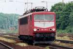 On 13 April 2000 DB 155 010 passes through Köln West. 