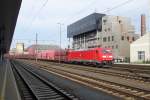 Coal train with 185 219 passes Linz Hbf on 15 September 2015.