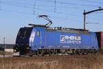 Crossrail/Rhenus 186 268 passes Hulten on 19 January 2024.