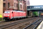 189 012 speeds toward Maschen Yard in Hamburg-Harburg on 1 June 2012.