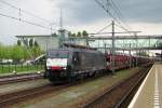 MRCE 189 983 with the Safenwill automotive shuttle passes Boxtel on 24 May 2013.