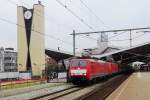 At 19;02 on 22 August 2013 189 084 passes with sister and coal train through Tilburg.