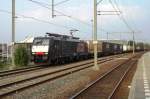 LOCON 189 984 enters Tilburg on 29 August 2013 and is forced to call there to let a delayed IC-service pass, much to the chagrin of the train driver! And to the joy of the photographer! 

