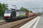 RTB 189 285 hauls her Blerick-shuttle through Tilburg on 16 May 2016.