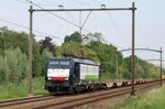 RTB 189 285 passes Dordrecht Bezuydendijk on 26 Augustus 2016.