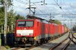 DBC 189 042 passes through Gouda with her container train to Rotterdam on 7 October 2018.