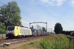 One of the very few remaining Tweeties (due to the yellow colour scheme) still running is 189 993, seen here on 2 September 2022 in SBBCI service, hauling a diverted container train through Hulten.