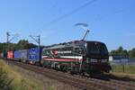 SBBCI 193 856 hauls a container train into Venlo on 7 August 2025, passing a now closed railway crossing. SBBCI 193 856 hauls a container train into Venlo on 7 August 2025, passing a now closed railway crossing.