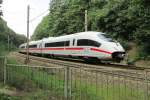 At Venlo Bovenste Molen, near the Dutch-German border, ICE 406 003 bound for Venlo, Eindhoven and Amsterdam passed by on 31 Augustus 2013.