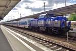 On 30 April 2018, 1002-021 hauls a Russian Talgo set in Berlin-Lichtenberg. 