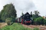 Photo freight with 50 3564 enters Loenen on 2 September 2001.