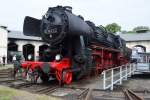 Kriegslok 52 8047 stands on the turntable in the Bw Nossen on 23 May 2015.