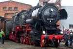 Kriegslok 52 8195 stands at the Bw Arnstadt on 19 September 2015.