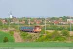 26.04.2019 | Sárospatak - 418 307 left the station, heading towards Szerencs.