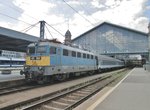 On 6 May 2016 MAV 431 282 stands in Budapest Nyugati.