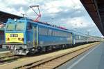 One InterCity service from Budapest-Keleti is being hauled by a Class 630 Giganta, as was the case on 8 May 2018, when 630 019 readies herself for departure toward Miskolc.