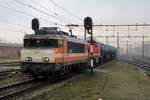 Not exactly overstretched is LOCON 9908 on 19 February 2016 with one Diesel loco and three tank wagons as a train when passing Boxtel.