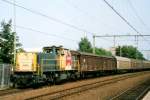 On 16 January 2004 NS 6424 is seen at Tilburg. 