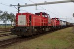 Oil train with 6513 enters Lage Zwaluwe on 22 July 2016.