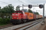 On 20 July 2016 a container train with 6428 passes Zwijndrecht.