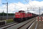 Mixed freight with 6505 at the reins passes Lage Zwaluwe on 24 August 2018.