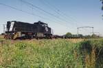 On 28 June 2019 RFO 275 618 hauls an empty container train through Oisterwijk toward Tilburg-Industrie.