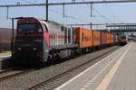 Ex-IRP 2102 (5001039) hauls a container train through Lage Zwaluwe on 11 June 2025. THis loco is now in possession of RFO. 