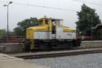 Three-axled Shunter shunter 503 at Blerick on 16 August 2013.
