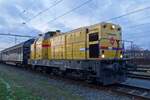 Strukton 303004 MONIQUE shunts a block train at Oss on 18 January 2023.