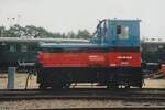 Little shunter De Rijk 0001 stands at Roosendaal-Goederen during an exhibition on 2 July 2004.
