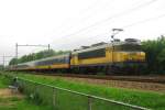 NS 1730 pushes an IC to Roosendaal, passing Wijchen on 21 May 2013.