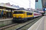 On 4 March 2012 NS 1742 calls at Utrecht Centraal with CNL 446.