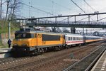 With rented DB coaches NS 1747 stands at Arnhem Centraal on 3 July 2008.