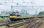 On 18 October 2005 NS 1775 is about to call at 's Hertogenbosch.