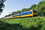 NS 186 034 hauls an IC-service past Tilburg Oude Warande on 26 May 2017.