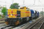 Strukton (a new category) 303007 with engineering train in Haarlem Centraal on 24 October 2009.