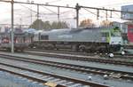 Captrain 6609/PB 05 stands at Roosendaal on the evening of 19 November 2016.