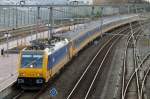 NS 186 001 calls at Rotterdam Centraal on 3 March 2016.